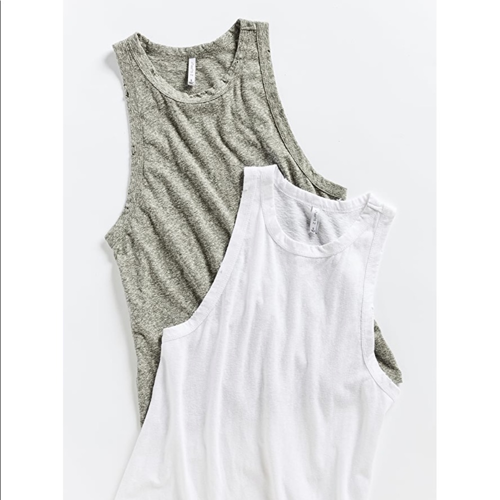 Z supply company tank in gray